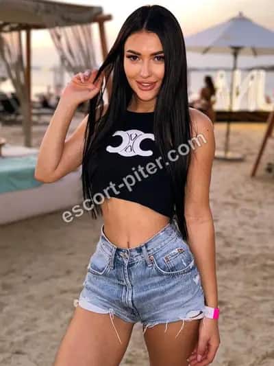 Викуся