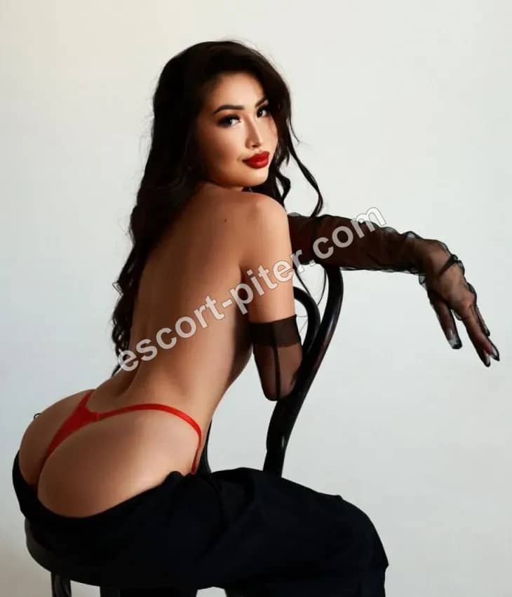 Стелла Реал