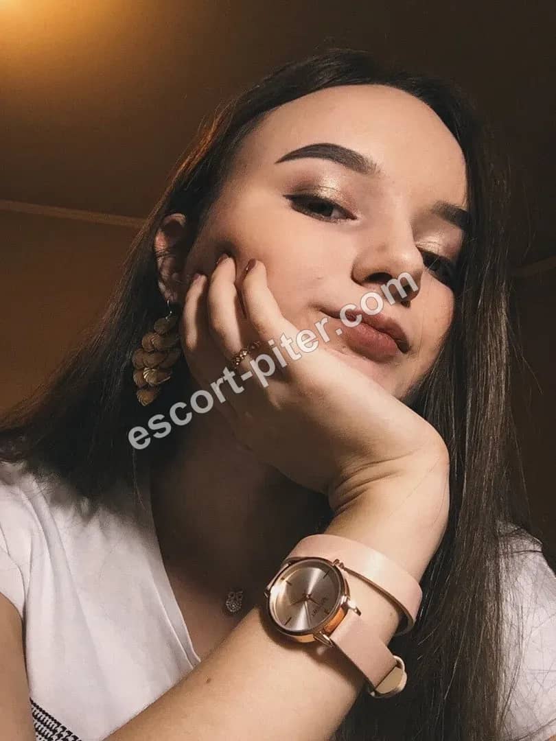 Полли