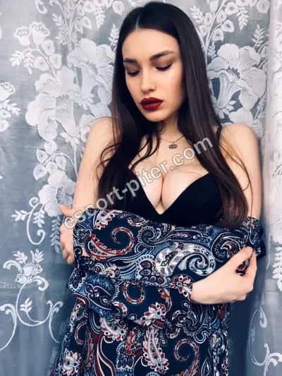 Елена Инди